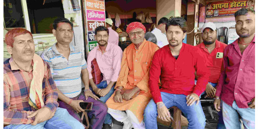रेलवे स्टेशन परिसर से मंदिर हटाने पर हिंदू संगठनों में आक्रोश, पुनर्निर्माण की मांग